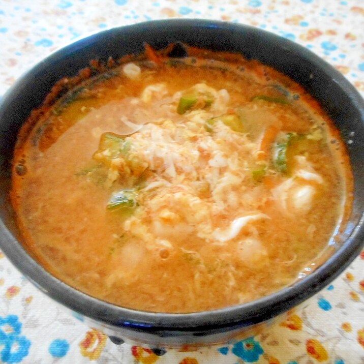 押し麦とキムチの卵スープ
